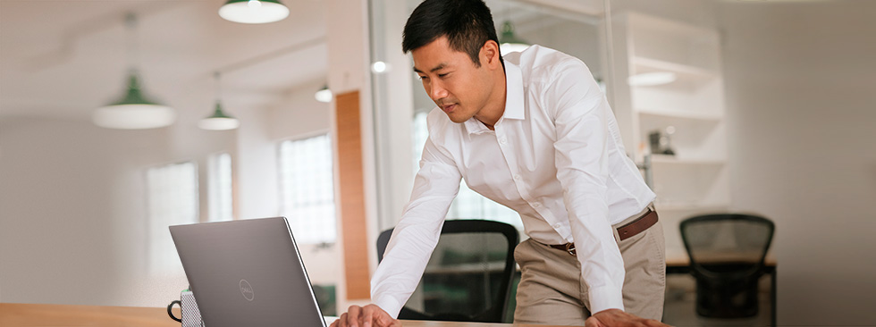 IT admin prepares to enable endpoint management for client.